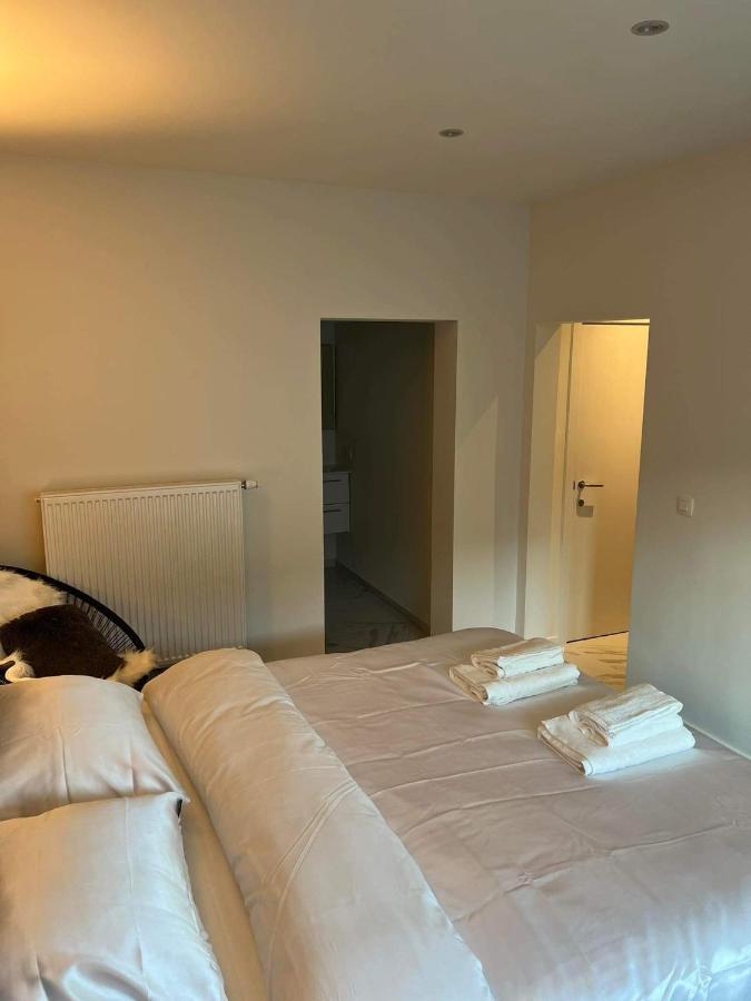 Grote Kamer In Brugge Centrum Met Badkamer ! Exterior photo